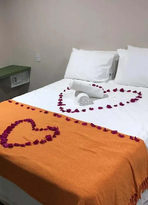Fenix Suites Pousada-1